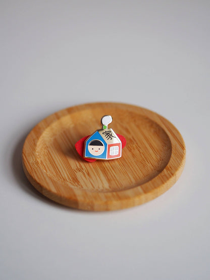 Home (家) • enamel pin