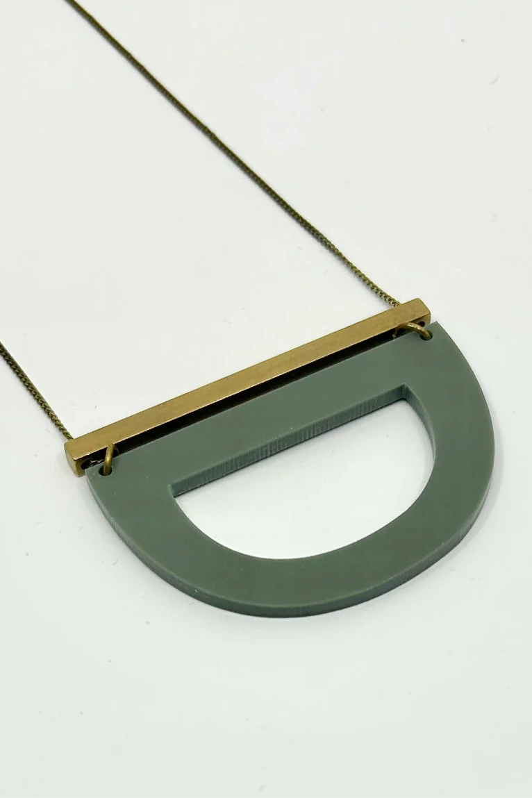 Luppe Necklace