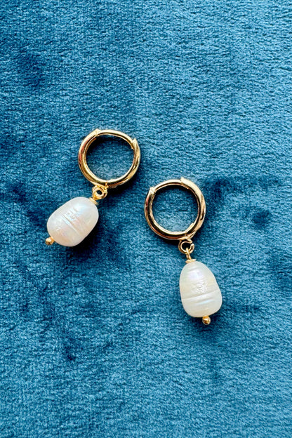 Fresh Water Pearl Earrings