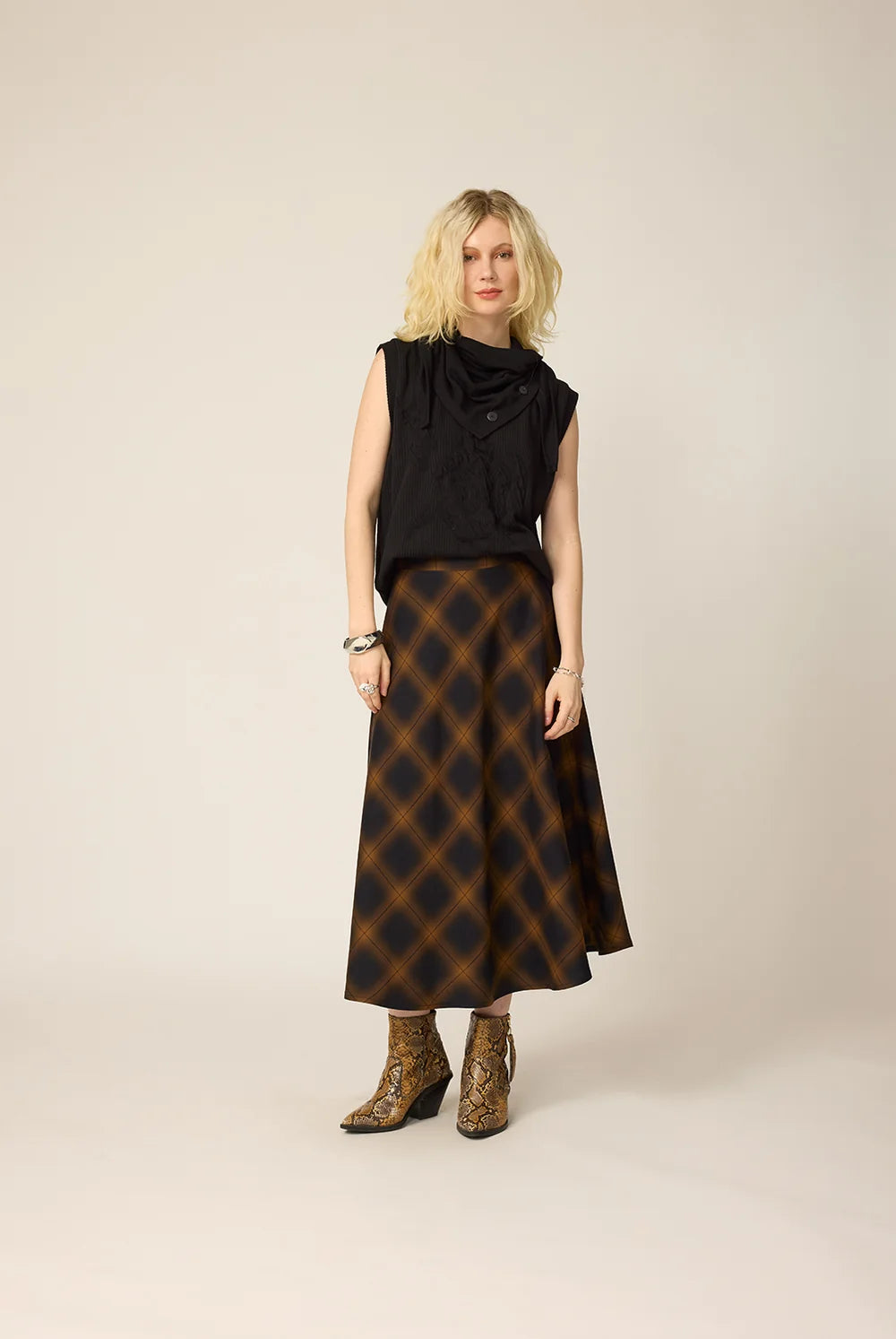 Beth Skirt