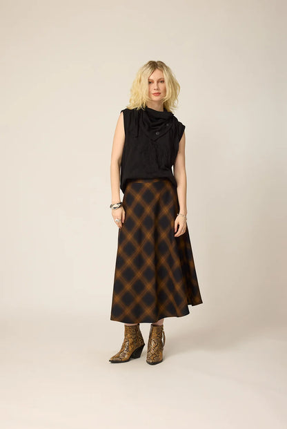 Beth Skirt