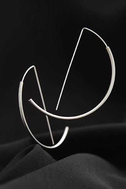 Lune Hoop Earrings