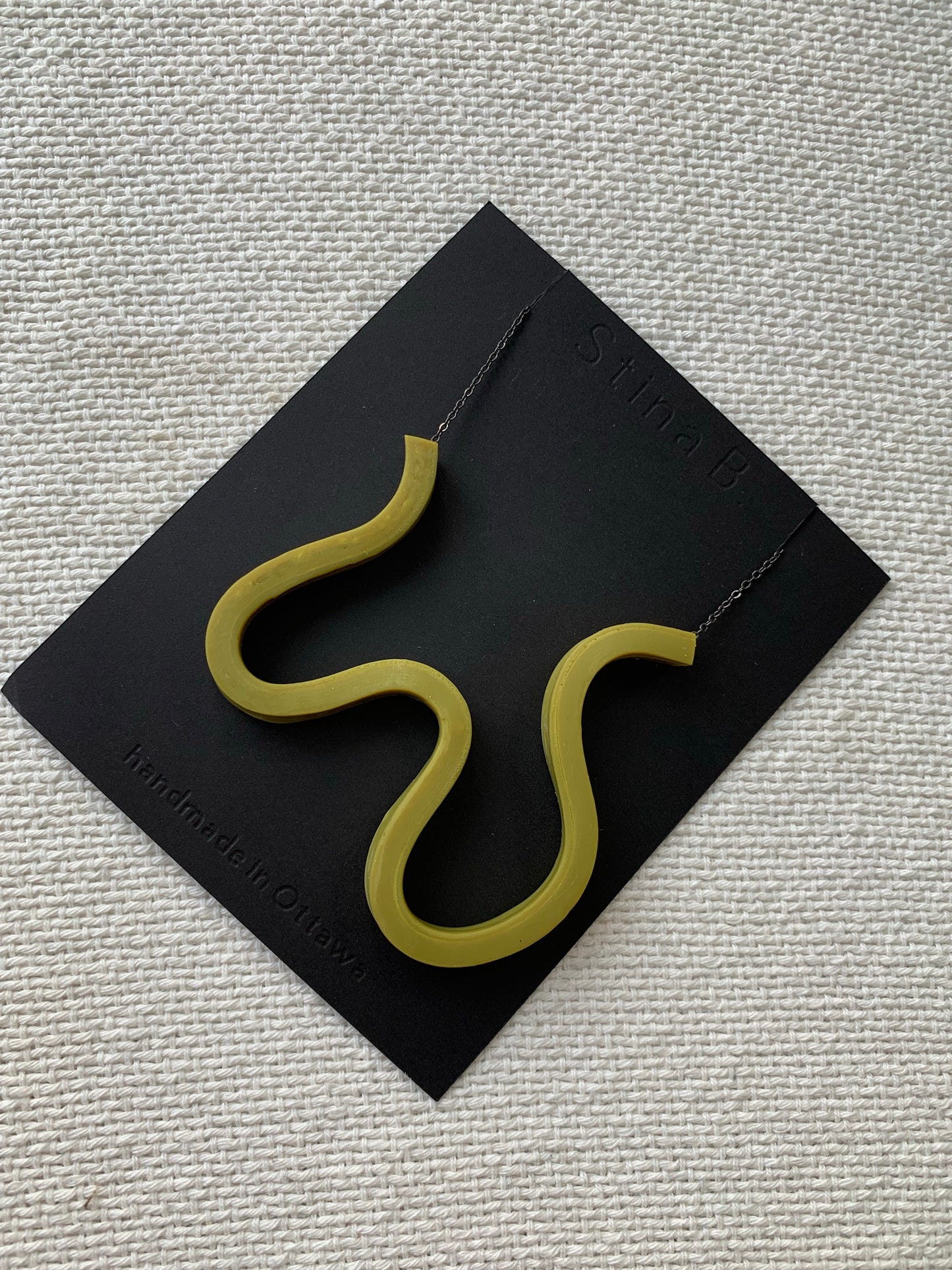 Squiggle Necklace